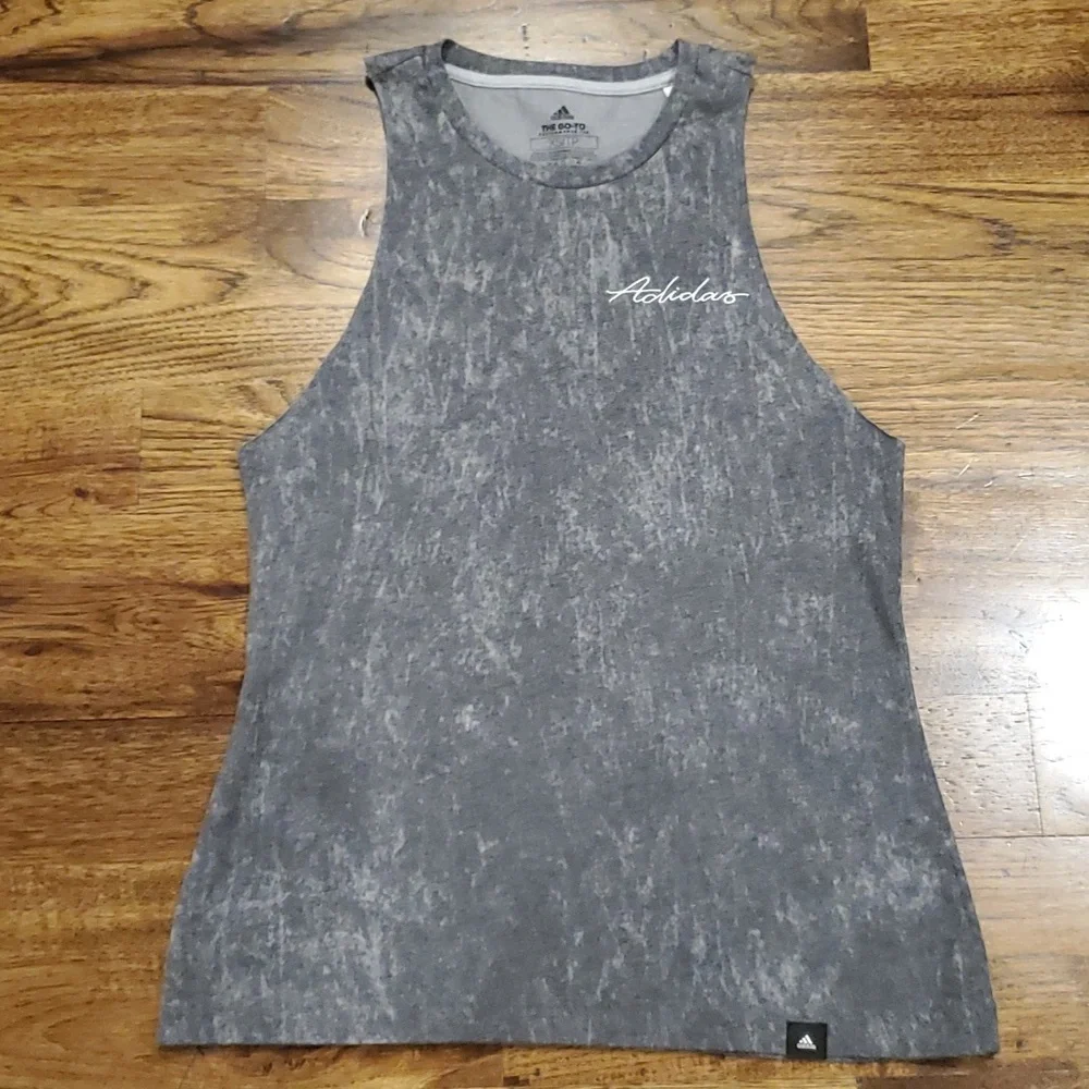 Womens Adidas Go-To Performance tank top size XS